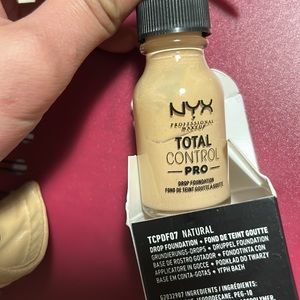 Brand new NYX Total Drop Foundation in shade ‘natural’
